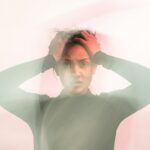 변화하는 스트레스 관리법, 내 일상에 작은 쉼표를 더하다 woman in gray turtleneck long sleeve shirt